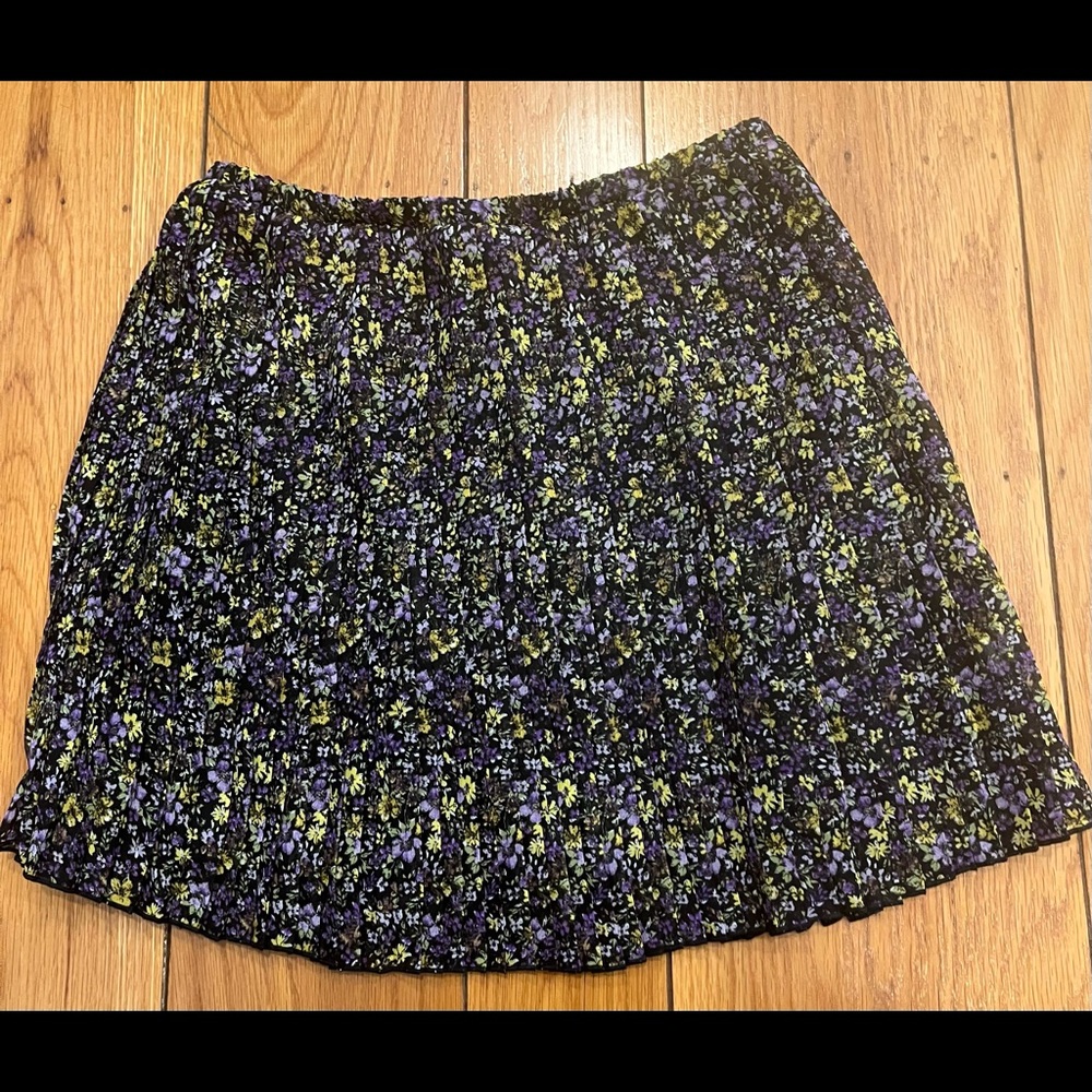 Material Girl Floral Pleated Skirt Lined Elastic Waist Juniors Size Large
